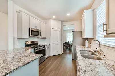 370 Weimer Lagoon Road, La Porte, TX 77571 - Photo 8