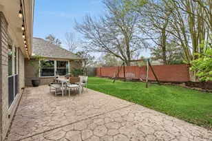 1418 Briarbend Dr, Sugar Land, TX 77479 - Photo 36