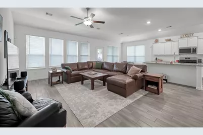 343 Sky Top Drive, Montgomery, TX 77316 - Photo 6