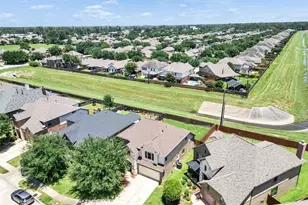 26133 Gallant Knight Ln, Kingwood, TX 77339 - Photo 36