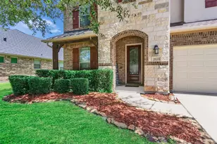 26133 Gallant Knight Ln, Kingwood, TX 77339 - Photo 2