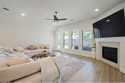 100 Wake Valley Court, Conroe, TX 77304 - Photo 10
