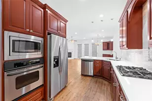 3006 McCulloch Cir, Houston, TX 77056 - Photo 6