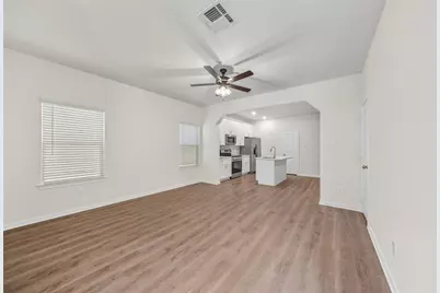 706 W Dallas, Conroe, TX 77301 - Photo 4