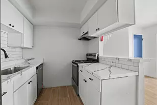 2119 Barr St, Houston, TX 77080 - Photo 8