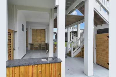 1060 Waterways Drive, Crystal Beach, TX 77650 - Photo 10