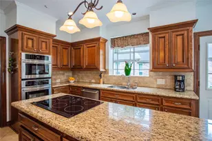 95 Rush Haven Dr, The Woodlands, TX 77381 - Photo 10