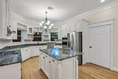 3201 White Oak Drive, Houston, TX 77007 - Photo 24