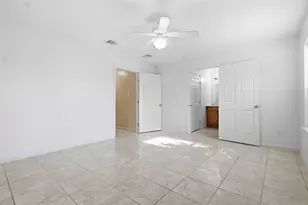 8526 Vista Oaks Manor, Houston, TX 77028 - Photo 12
