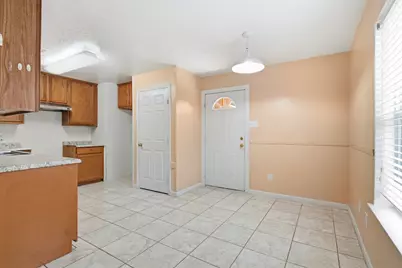 8526 Vista Oaks Manor, Houston, TX 77028 - Photo 18