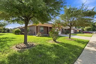 8526 Vista Oaks Manor, Houston, TX 77028 - Photo 2