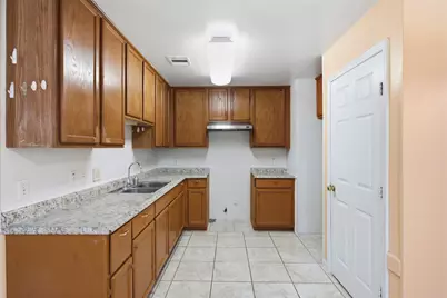 8526 Vista Oaks Manor, Houston, TX 77028 - Photo 20