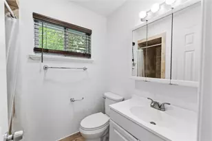 9739 Philmont Dr, Houston, TX 77080 - Photo 14