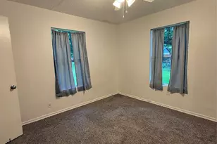1106 E 2nd St, Sweeny, TX 77480 - Photo 6