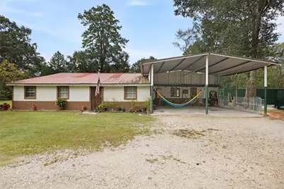 1309 S Franklin Avenue, Cleveland, TX 77327 - Photo 2
