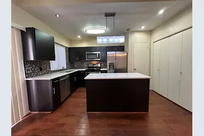 2910 Grants Lake Boulevard #1401, Sugar Land, TX 77479 - Photo 8