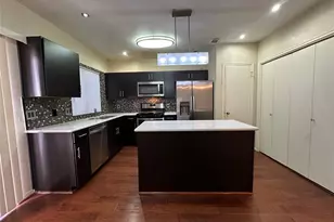 2910 Grants Lake Blvd, Sugar Land, TX 77479 - Photo 8