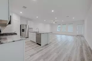 13420 Sombrero Cay Dr, Houston, TX 77047 - Photo 2