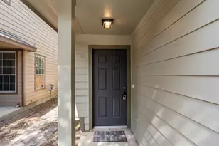211 N Burberry Park Cir, The Woodlands, TX 77382 - Photo 6