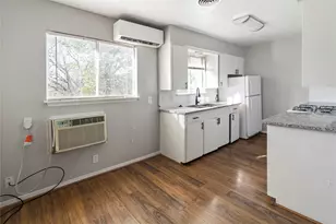 1012 & 1014 E 23rd St, Bryan, TX 77803 - Photo 12