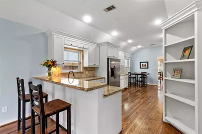 2337 Sheridan Street, Houston, TX 77030 - Photo 16