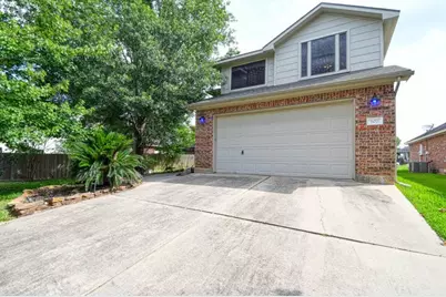 107 Cove W, Conroe, TX 77356 - Photo 2