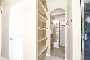 107 Cove W, Conroe, TX 77356 - Photo 18