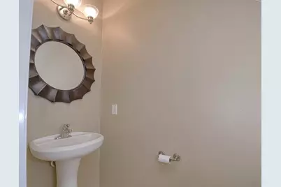 107 Cove W, Conroe, TX 77356 - Photo 10
