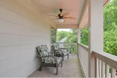107 Cove W, Conroe, TX 77356 - Photo 20
