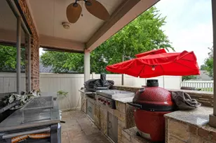 107 Cove W, Conroe, TX 77356 - Photo 14