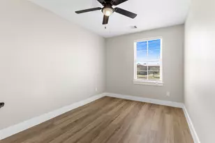 3152 B N Cleveland St, Dayton, TX 77535 - Photo 12