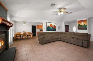 16230 Katherine Ln, Channelview, TX 77530 - Photo 6