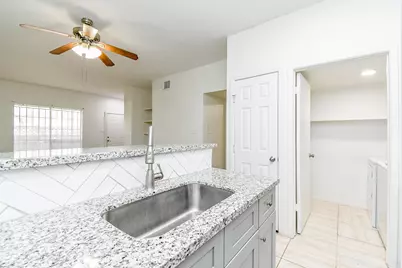 2626 Holly Hall Street #307, Houston, TX 77054 - Photo 8