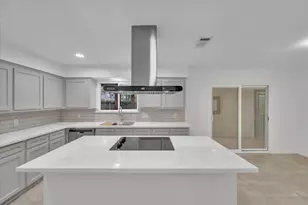 3402 Laurel Crest Ct, Houston, TX 77339 - Photo 16