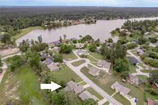 913 Cherry Hills Dr, Huntsville, TX 77340 - Photo 8