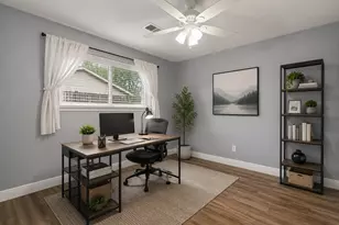 114 E Wildwinn Dr, Alvin, TX 77511 - Photo 12