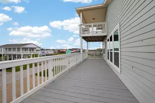 4207 Reeves Dr, Galveston, TX 77554 - Photo 4