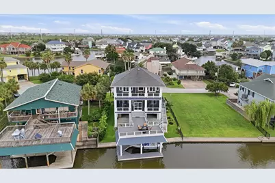 12728 E Conquistador, Galveston, TX 77554 - Photo 38