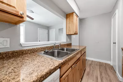 4620 W Orange Street, Pearland, TX 77581 - Photo 10