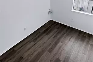 7083 Greenway Chase St, Houston, TX 77072 - Photo 12