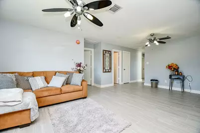 6322 Hall Pond Court, Katy, TX 77449 - Photo 20