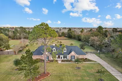 3435 Sky Ranch Dr, Alvin, TX 77511 - Photo 2