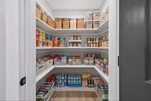 6026 Ridgeway Dr, Houston, TX 77033 - Photo 14