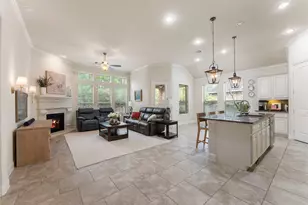 230 Hearthshire Cir, The Woodlands, TX 77354 - Photo 16