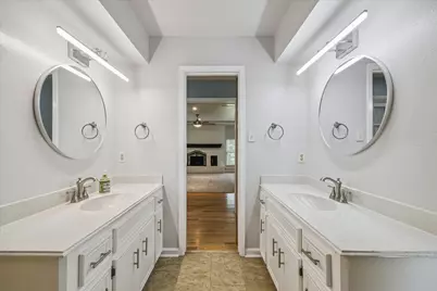 1711 Chestnut Ridge Road, Kingwood, TX 77339 - Photo 16