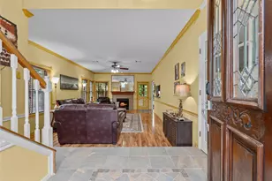 1102 Juniper Canyon Ln, Houston, TX 77062 - Photo 4