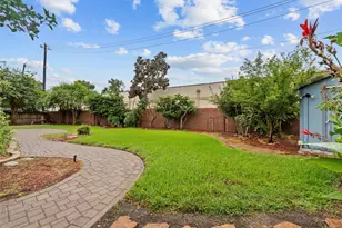 1102 Juniper Canyon Ln, Houston, TX 77062 - Photo 40