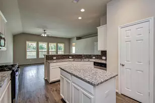 15618 Whispering Green Dr, Cypress, TX 77429 - Photo 16