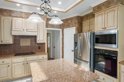 3606 Shady Village Drive, Houston, TX 77345 - Photo 18