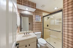 3606 Shady Village Dr, Houston, TX 77345 - Photo 32